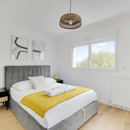 公寓 Chic Duplex With Rooftop -3bd-6p- Nogent-sur-Seine
